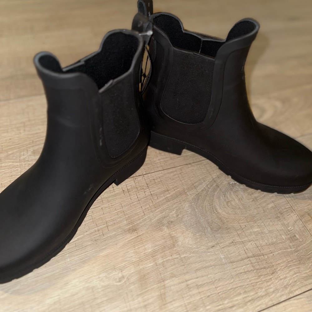 Eddie Bauer Black Winter Rain Boots